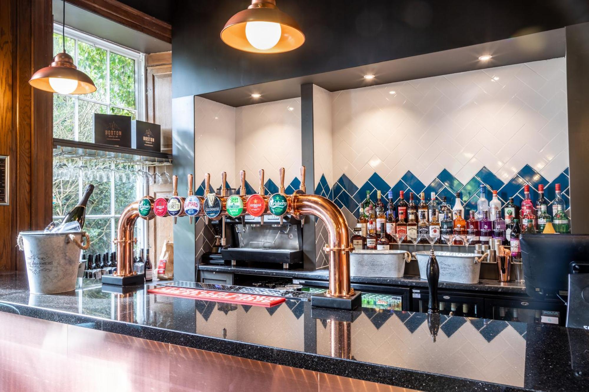 Park House Hotel Shifnal Εξωτερικό φωτογραφία