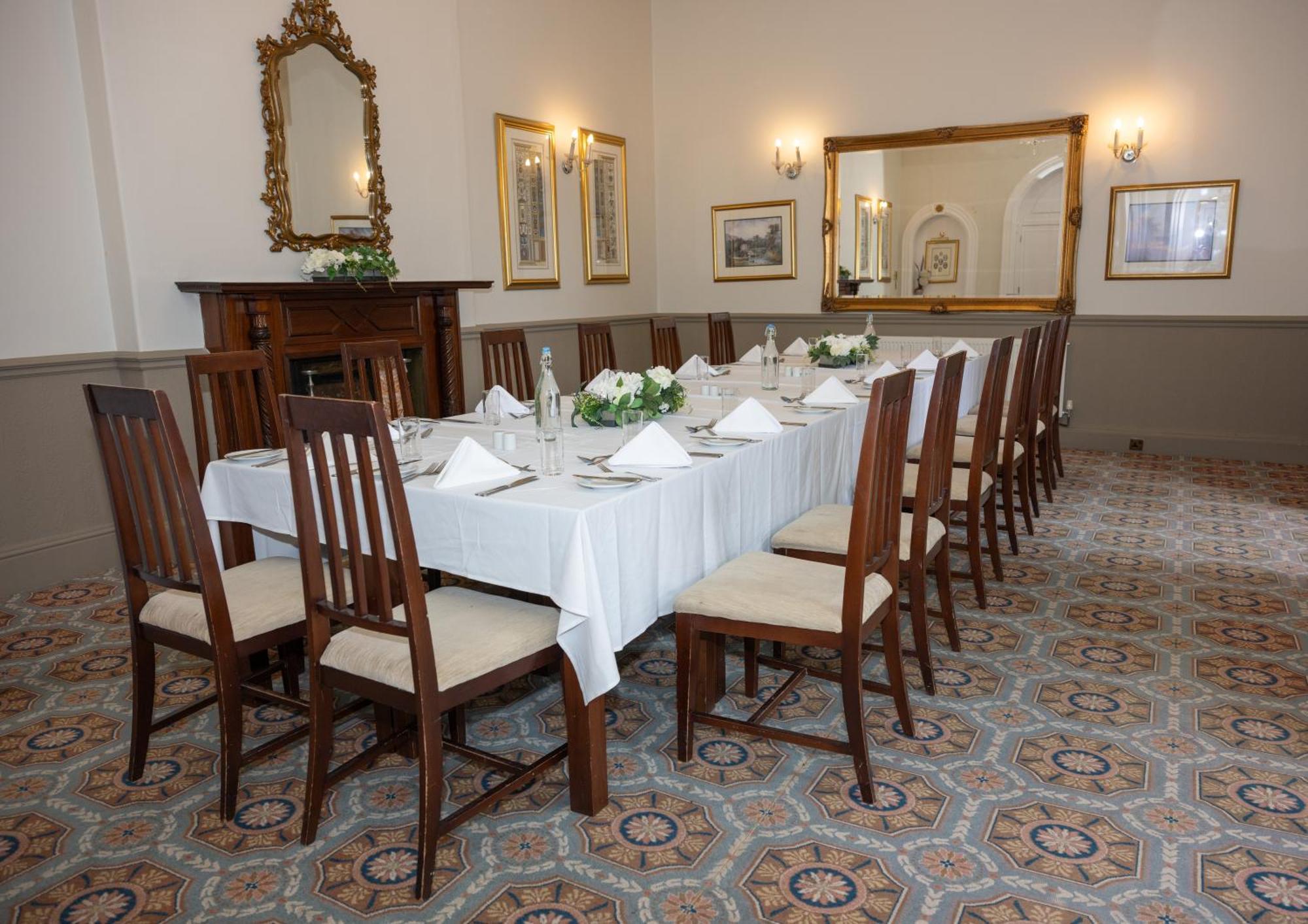 Park House Hotel Shifnal Εξωτερικό φωτογραφία