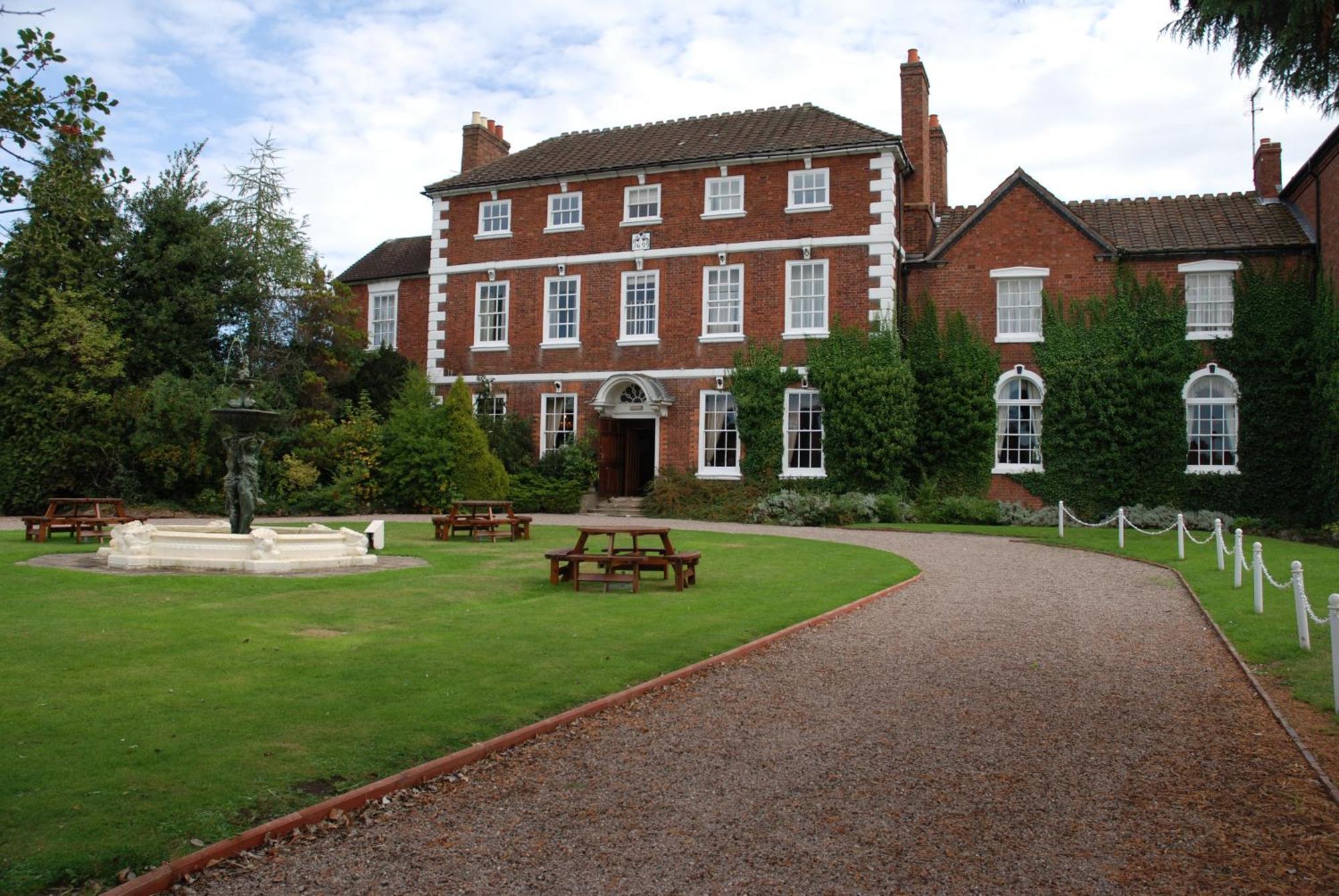 Park House Hotel Shifnal Εξωτερικό φωτογραφία